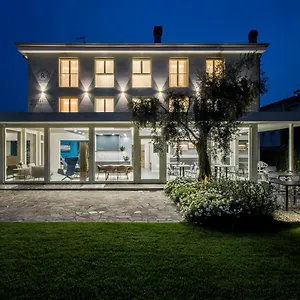 Reflection Boutique 3* Toscolano Maderno